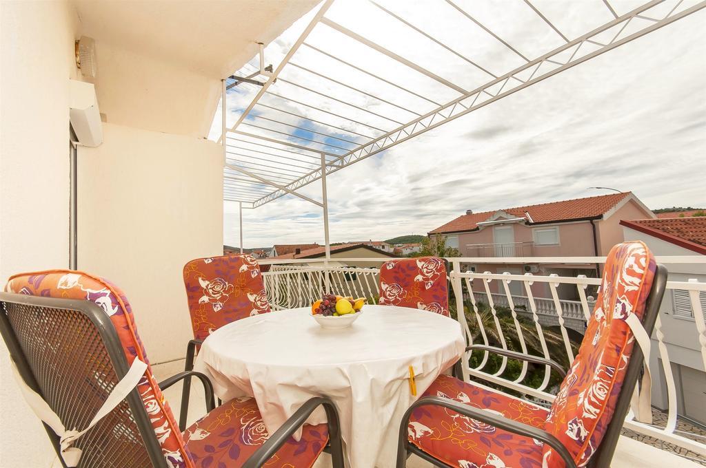 Apartments Luca Rogoznica  Zewnętrze zdjęcie